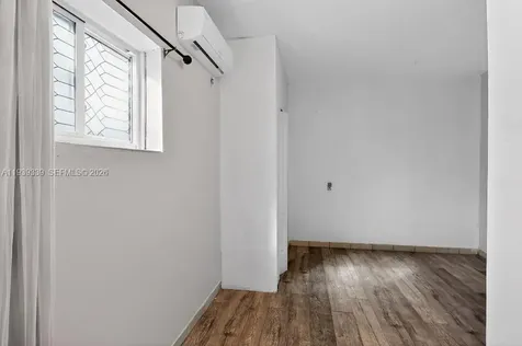 9900 SW 164th Terrace Miami FL 33157