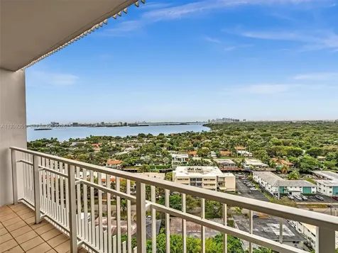 2000 Towerside Terrace Miami FL 33138