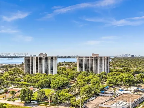 2000 Towerside Terrace Miami FL 33138