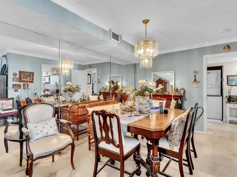 2000 Towerside Terrace Miami FL 33138