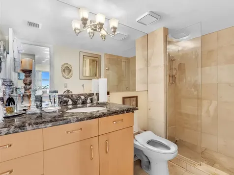2000 Towerside Terrace Miami FL 33138
