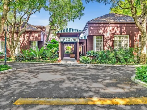 2000 Towerside Terrace Miami FL 33138