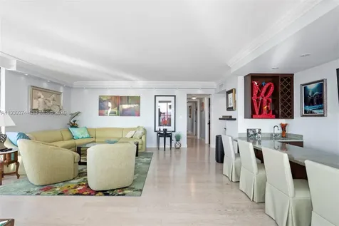 19667 Turnberry Way Aventura FL 33180