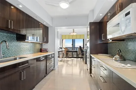19667 Turnberry Way Aventura FL 33180