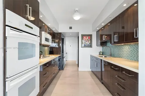 19667 Turnberry Way Aventura FL 33180