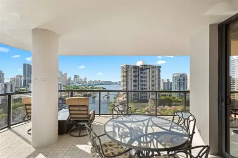 19667 Turnberry Way Aventura FL 33180
