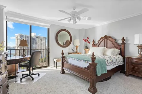 19667 Turnberry Way Aventura FL 33180