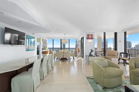 19667 Turnberry Way Aventura FL 33180