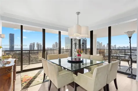 19667 Turnberry Way Aventura FL 33180
