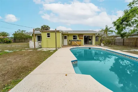 607 N Coconut Avenue N Port St. Lucie FL 34952