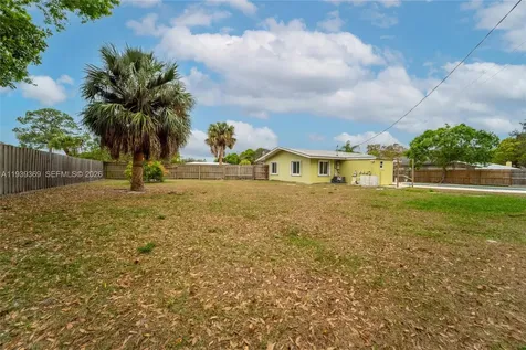 607 N Coconut Avenue N Port St. Lucie FL 34952