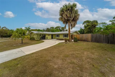 607 N Coconut Avenue N Port St. Lucie FL 34952