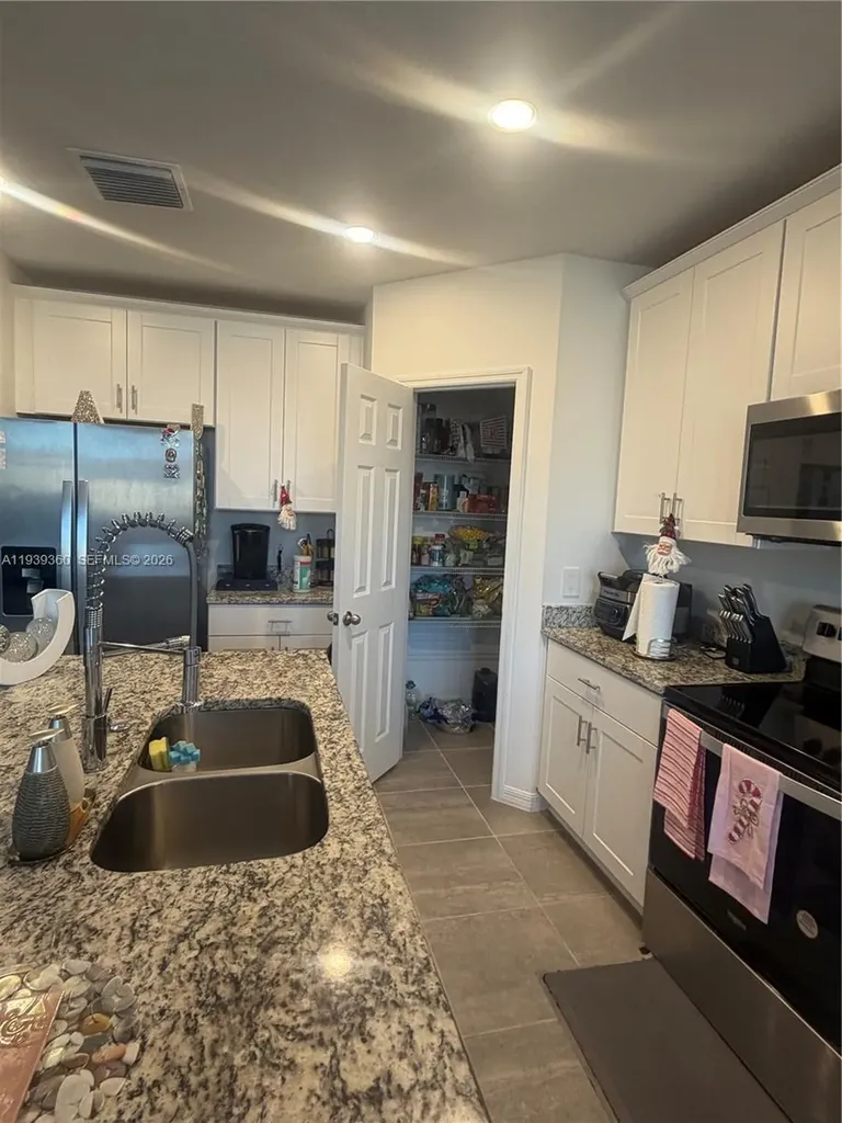 2019 Kingsmen Court Other City - In The State Of Florida FL 33844