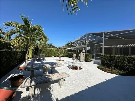 120 Pocatella Street Miami Springs FL 33166