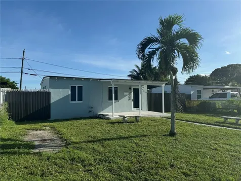2240 Rutland Street Opa-Locka FL 33054