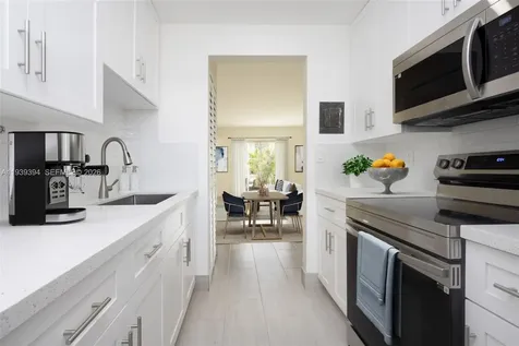 1355 W 44 Place Hialeah FL 33012