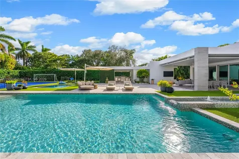 7218 SW 102nd Street Pinecrest FL 33156