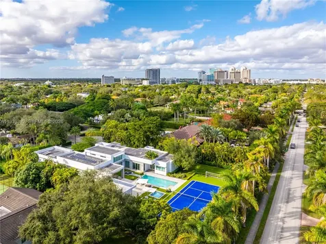 7218 SW 102nd Street Pinecrest FL 33156