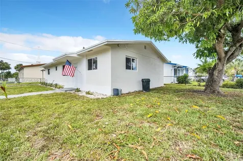 1401 NE 152nd Street North Miami Beach FL 33162