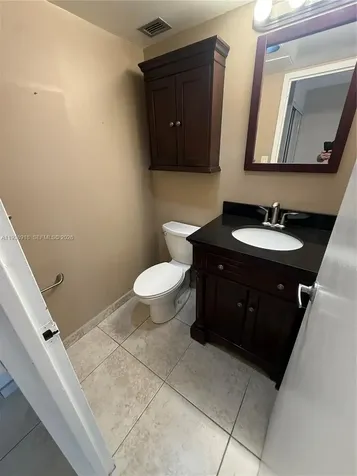 17620 Atlantic Boulevard Sunny Isles Beach FL 33160