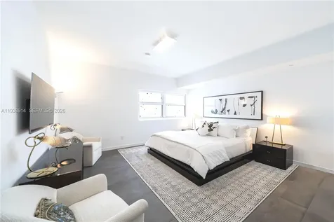 6103 Aqua Avenue Miami Beach FL 33141