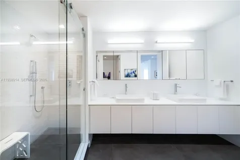 6103 Aqua Avenue Miami Beach FL 33141