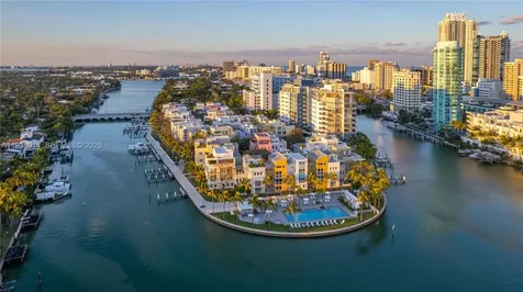 6103 Aqua Avenue Miami Beach FL 33141