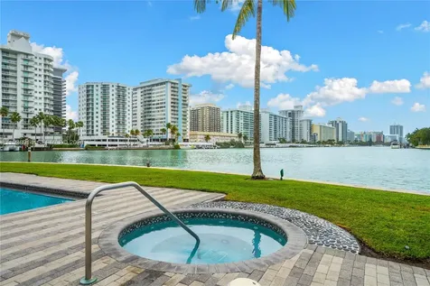 6103 Aqua Avenue Miami Beach FL 33141