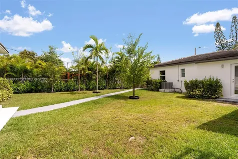 2714 SW 36th Avenue Miami FL 33133
