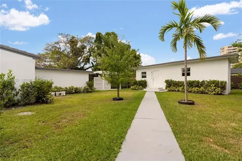 2714 SW 36th Avenue Miami FL 33133