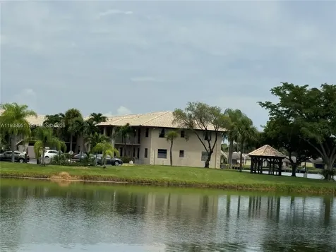5580 Lakeside Drive Margate FL 33063