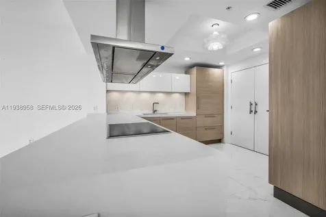 17111 Biscayne Boulevard North Miami Beach FL 33160