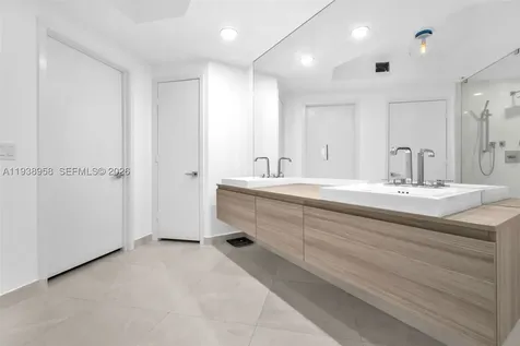 17111 Biscayne Boulevard North Miami Beach FL 33160