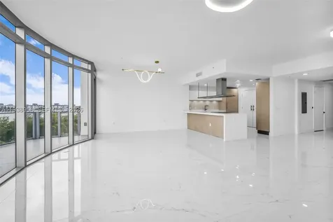 17111 Biscayne Boulevard North Miami Beach FL 33160