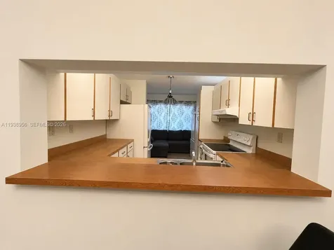 7120 S Devon Drive Tamarac FL 33321
