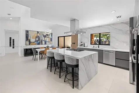 7910 NW 169th Terrace Miami Lakes FL 33016
