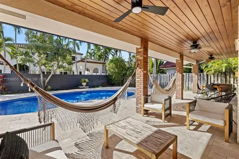 7910 NW 169th Terrace Miami Lakes FL 33016