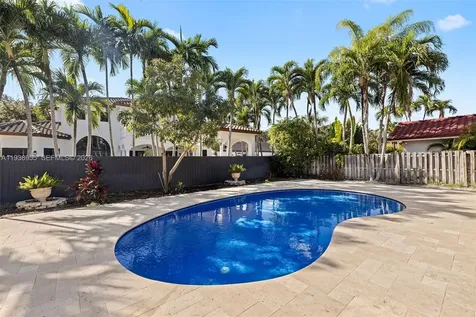 7910 NW 169th Terrace Miami Lakes FL 33016