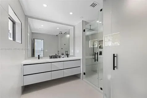 7910 NW 169th Terrace Miami Lakes FL 33016