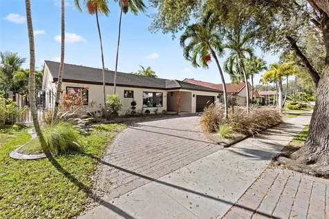 7910 NW 169th Terrace Miami Lakes FL 33016