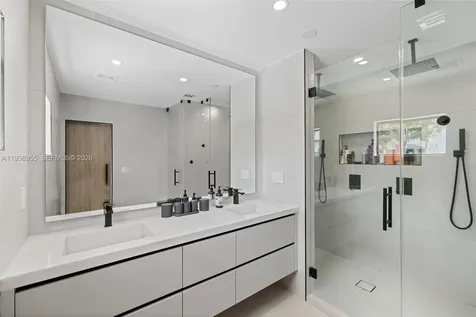 7910 NW 169th Terrace Miami Lakes FL 33016