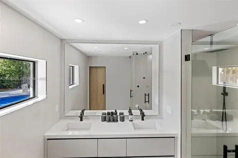 7910 NW 169th Terrace Miami Lakes FL 33016