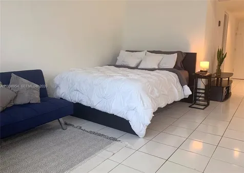 100 Lincoln Road Miami Beach FL 33139