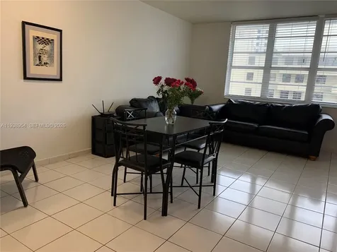100 Lincoln Road Miami Beach FL 33139