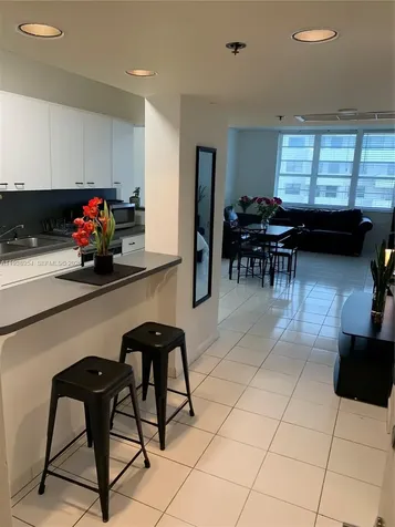 100 Lincoln Road Miami Beach FL 33139