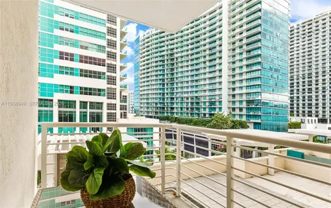 3250 NE 1st Avenue Miami FL 33137