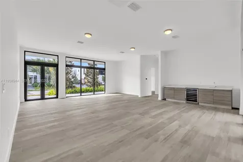 16699 N Botaniko Drive N Weston FL 33326