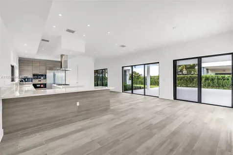 16699 N Botaniko Drive N Weston FL 33326