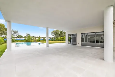 16699 N Botaniko Drive N Weston FL 33326