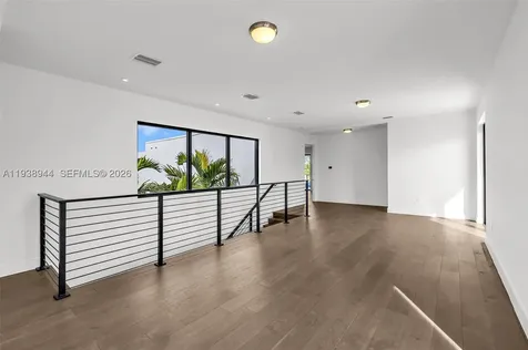 16699 N Botaniko Drive N Weston FL 33326